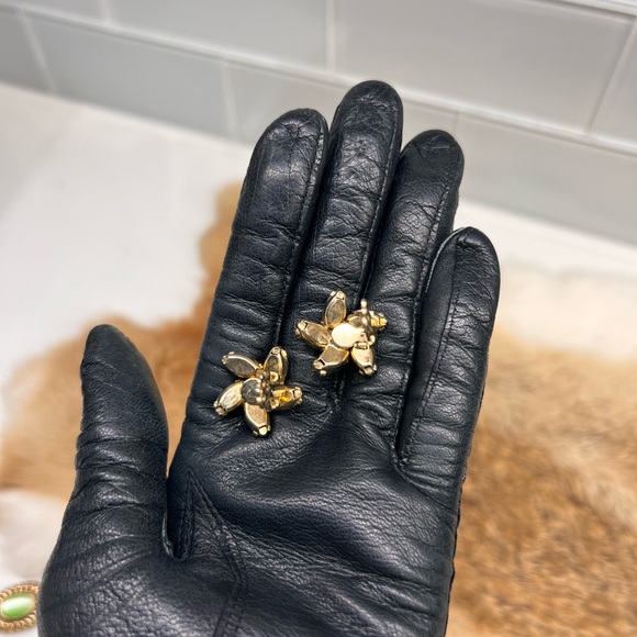 1960’s Vintage Weiss Green Rhinestone Clip on Earrings AB Center Stone - Picture 8 of 8